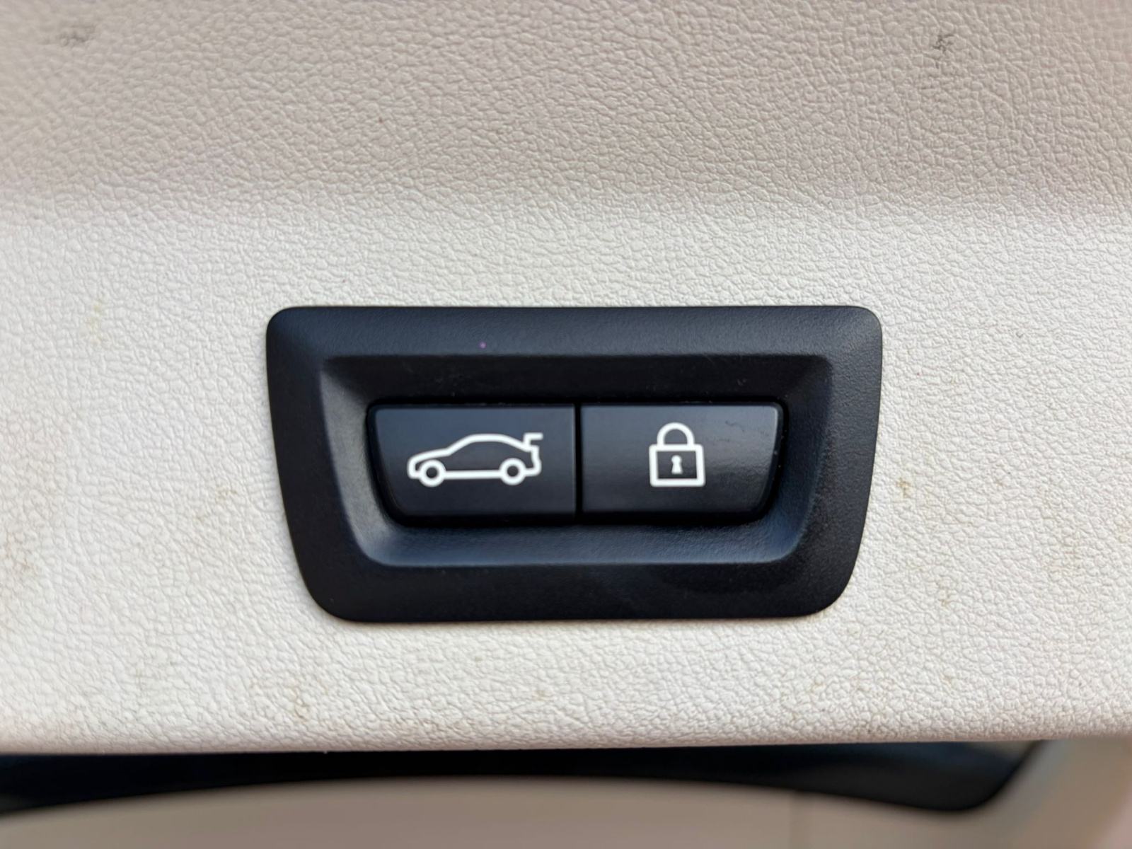 BMW X3 20d Luxury, Automatik, Koža, 360 kamera REG 02/27, fotografija 18
