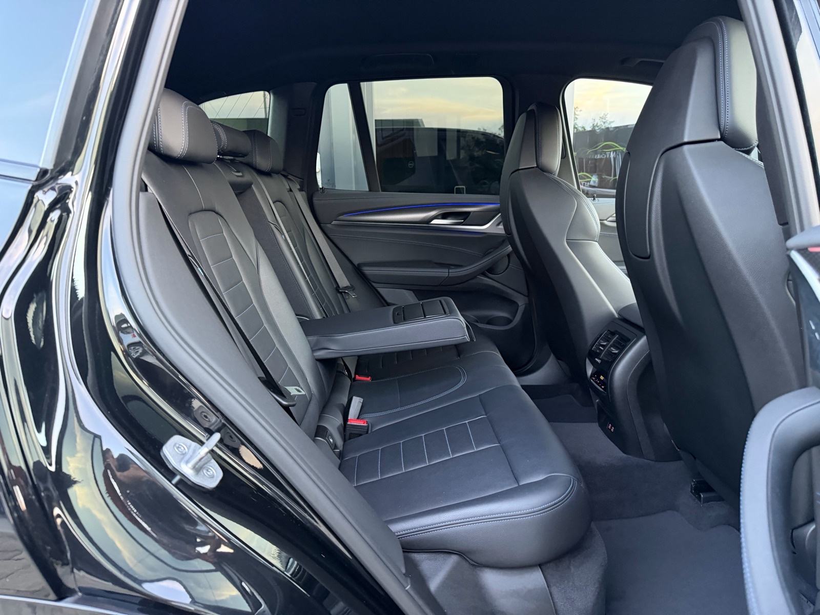 BMW X3 20d xDrive M SPORT, M SJEDALA, KAMERA, MRTVI KUT, JAMSTVO, PDV, fotografija 12