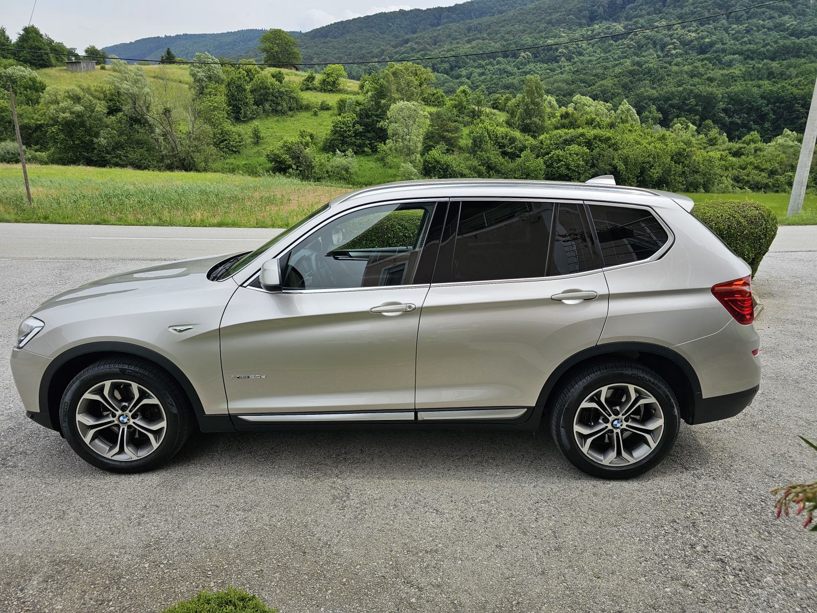 BMW X3 20d xLine, fotografija 8