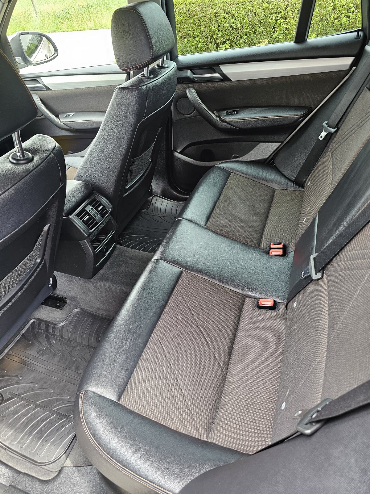 BMW X3 20d xLine, fotografija 9