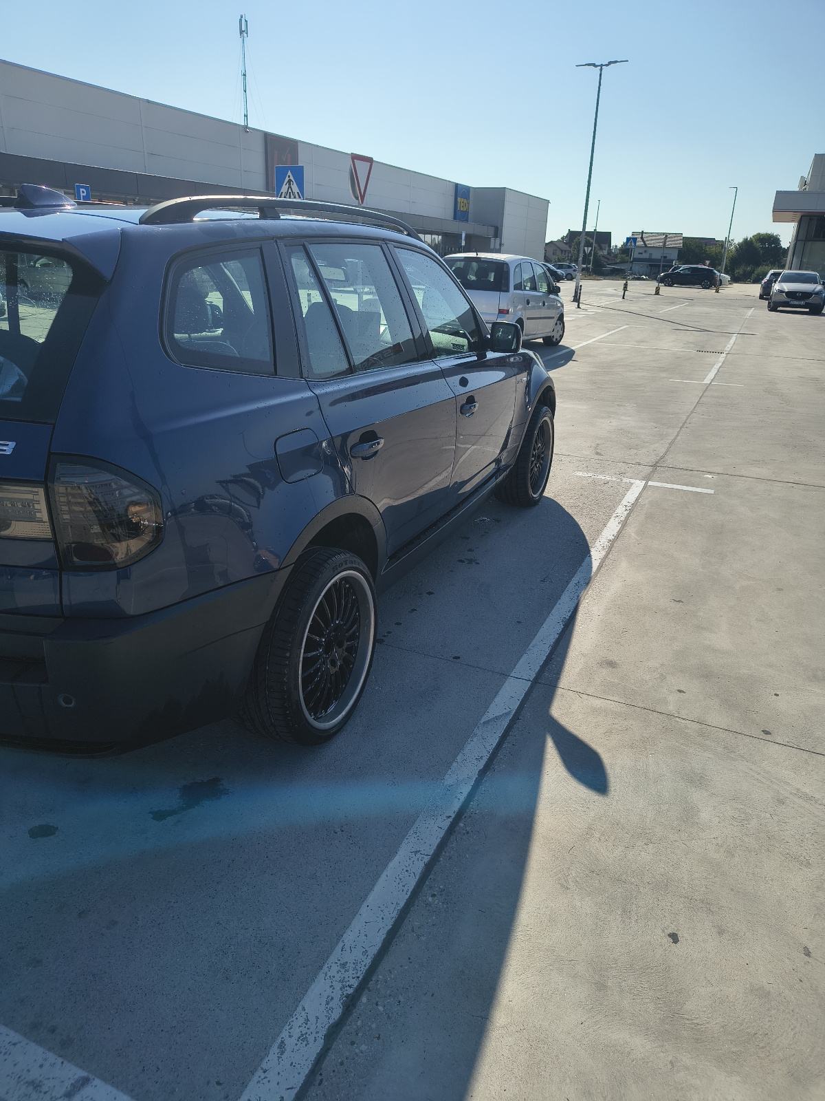 BMW X3 3,0 i automatik, pogled izvana - slika 2