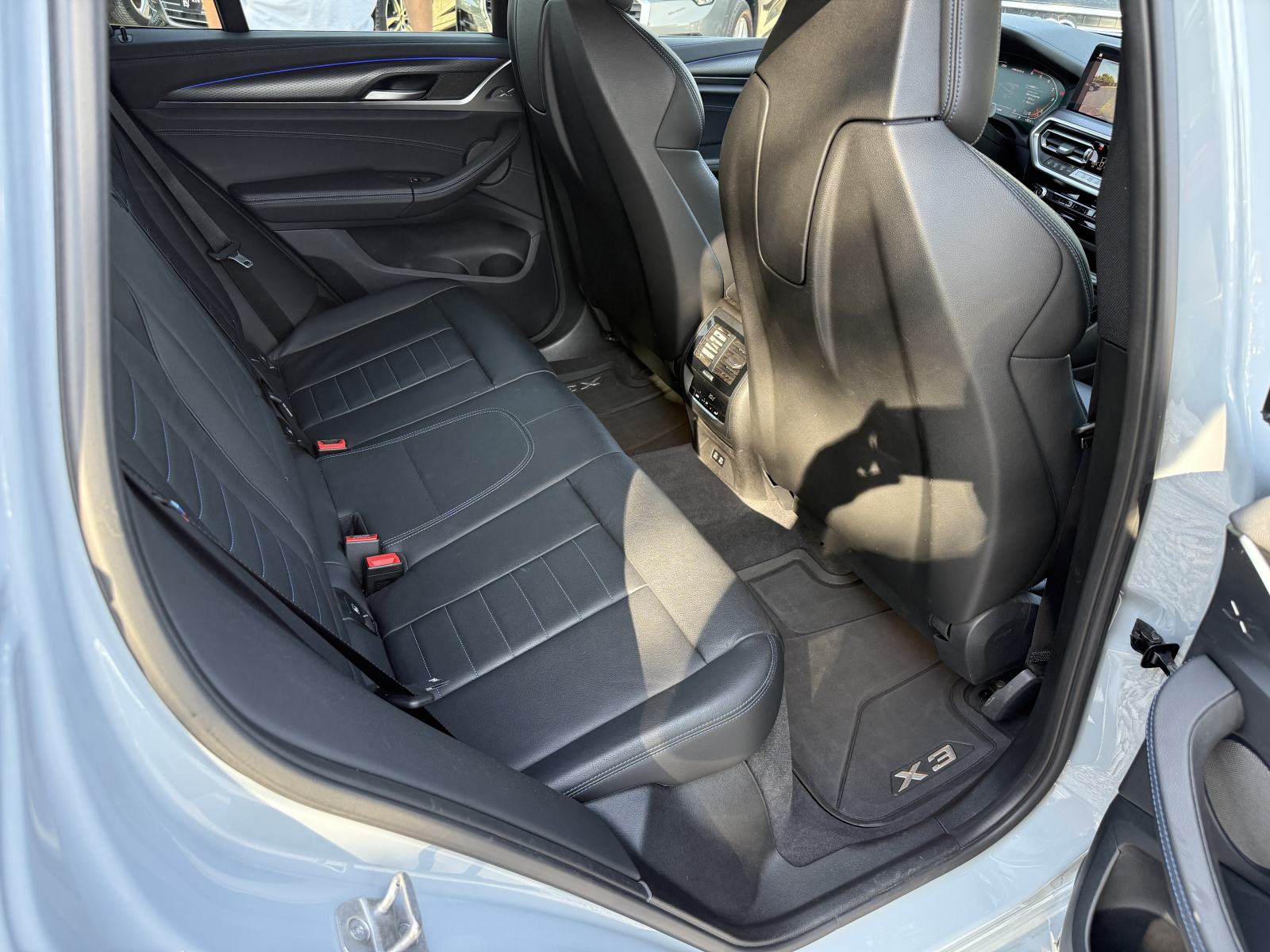 BMW X3 M40d (340 Ks) 2022. Godina, Servisna, Sustav PDV-a, Top stanje!, fotografija 20