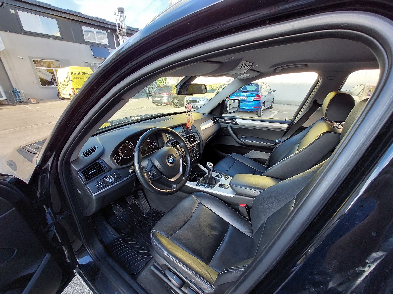 BMW X3 sDrive18d, fotografija 8