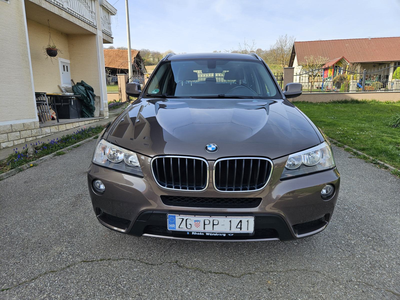BMW X3 sDrive18d, fotografija 6