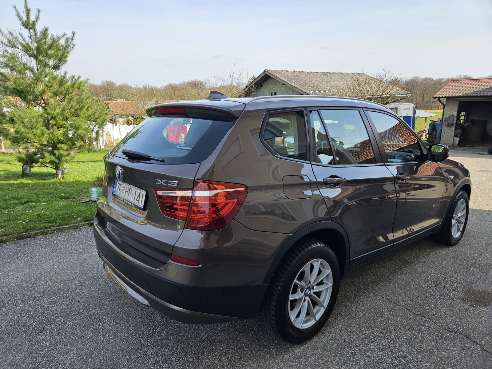 BMW X3 sDrive18d, fotografija 4