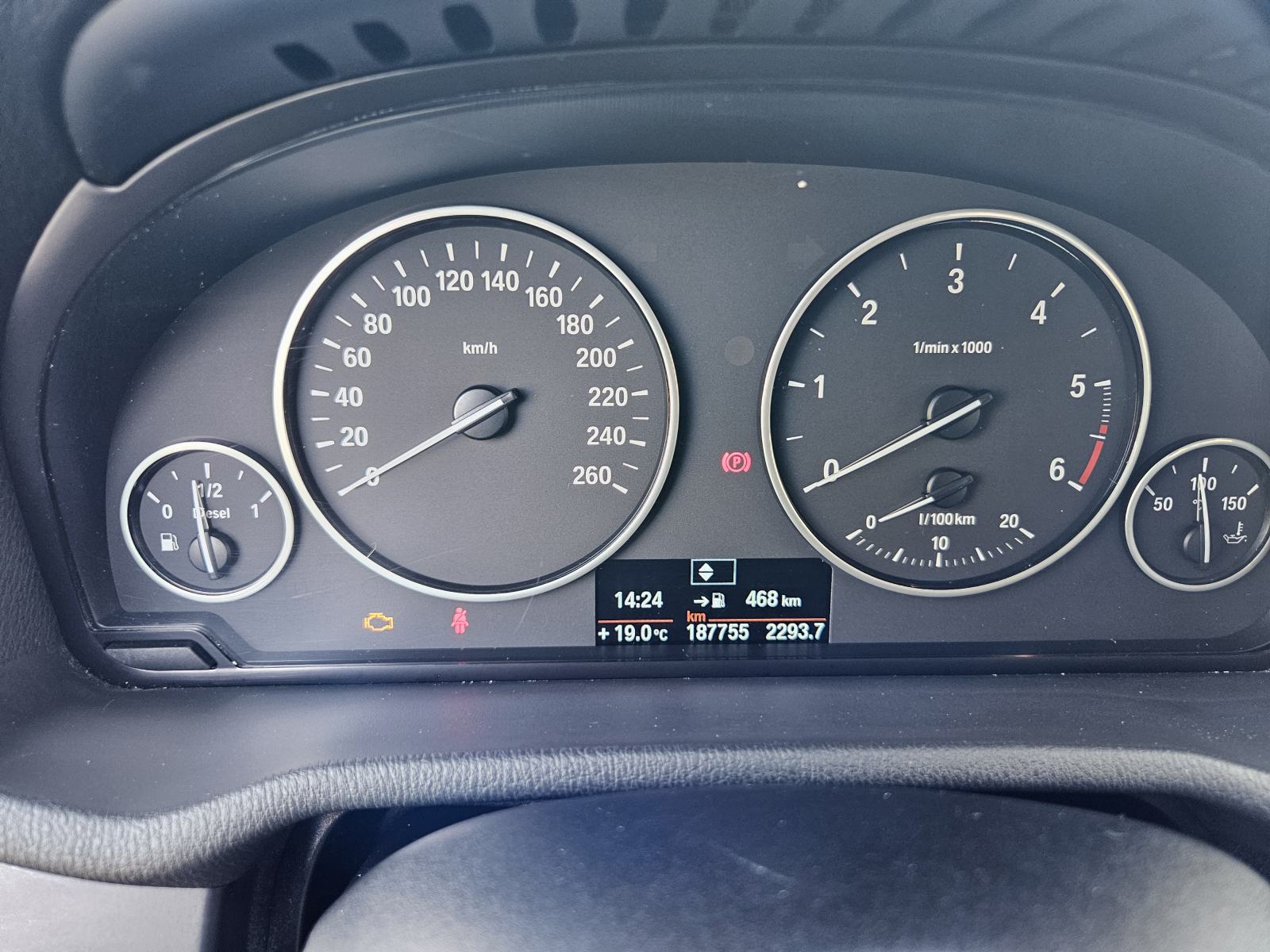 BMW X3 sDrive18d, fotografija 14