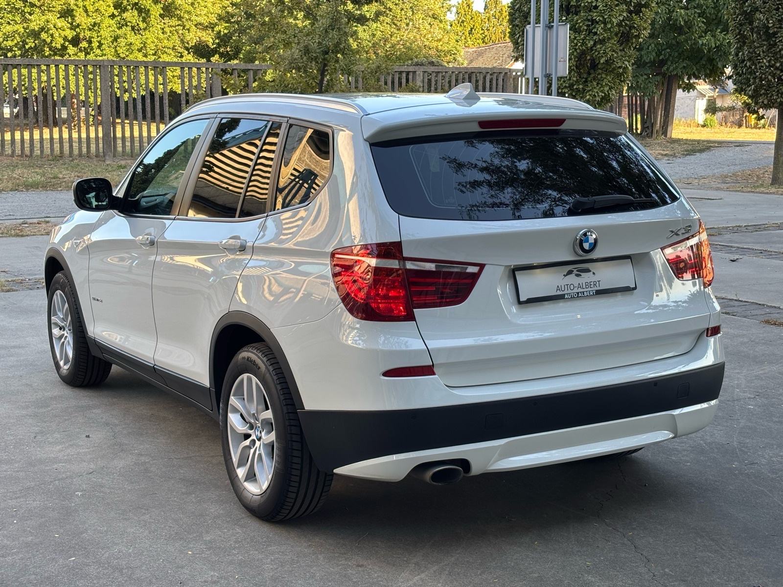 BMW X3 sDrive18d, TEMPOMAT, NAVI., PDC, SERVISNA, KREDIT JAMSTVO✅, fotografija 7