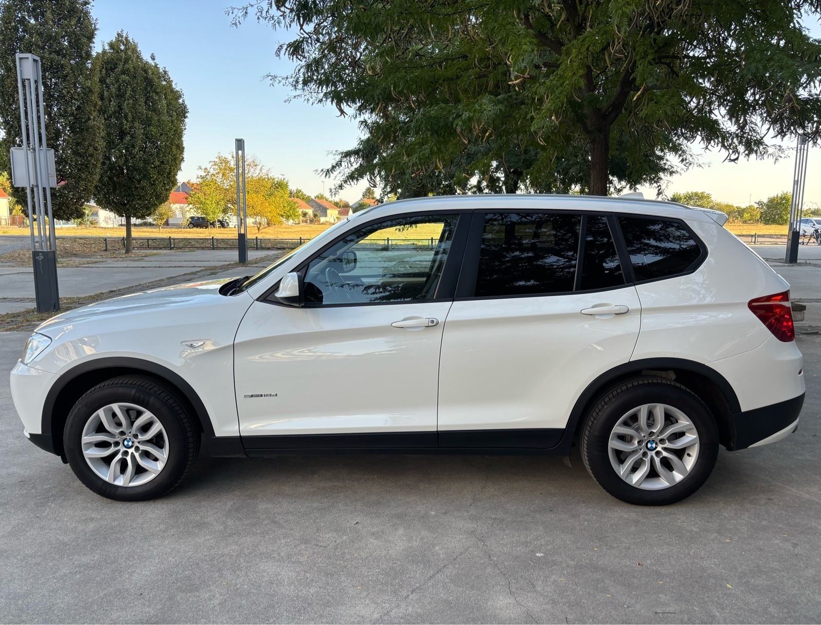 BMW X3 sDrive18d, TEMPOMAT, NAVI., PDC, SERVISNA, KREDIT JAMSTVO✅, fotografija 8