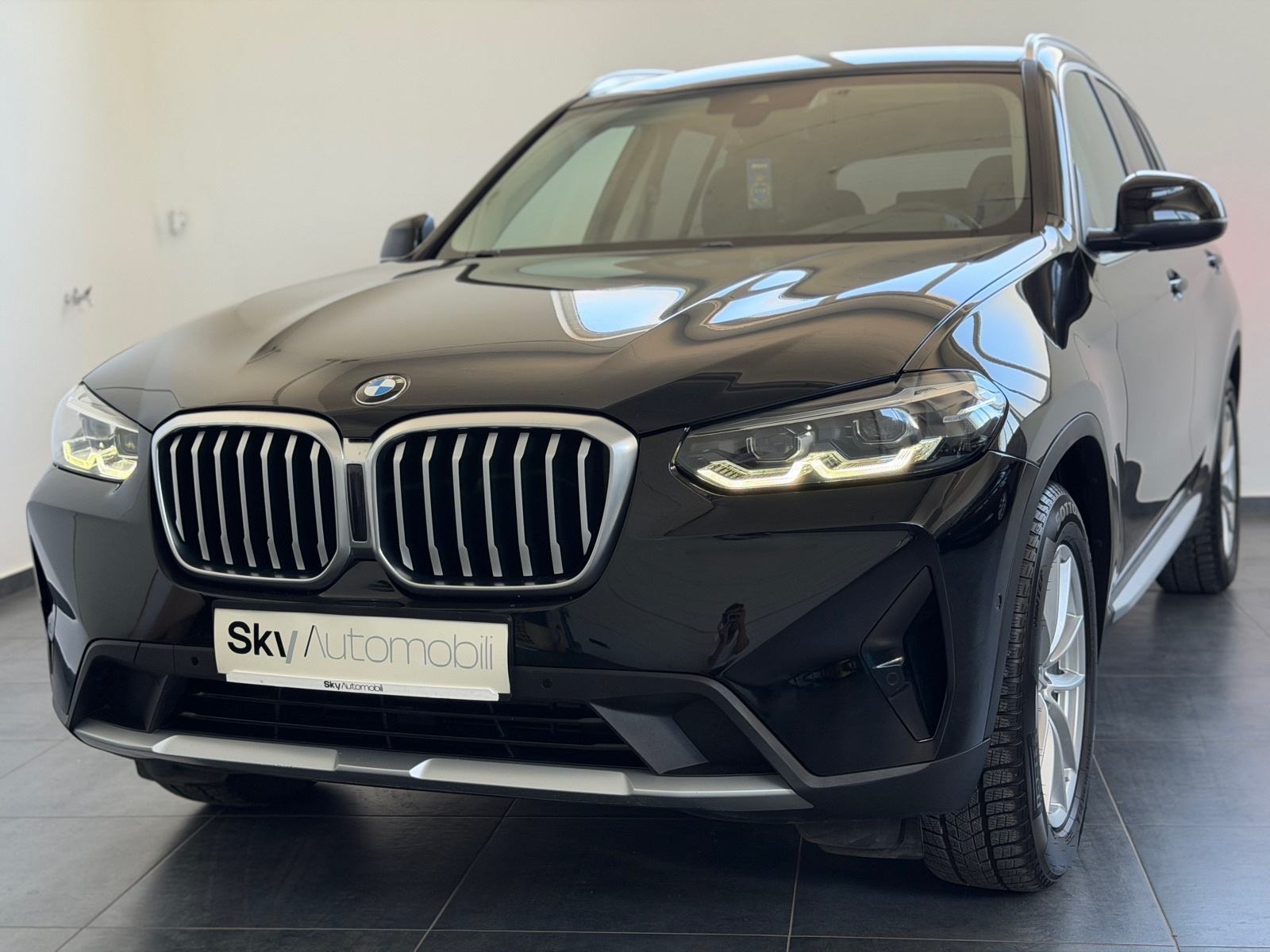 BMW X3 sDrive18d, AUTOMATIK, KAMERA, JAMSTVO 24MJ, LEASING 0% UČEŠĆA, fotografija 2