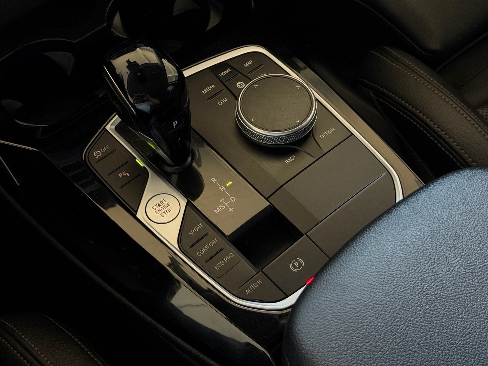 BMW X3 sDrive18d, AUTOMATIK, KAMERA, JAMSTVO 24MJ, LEASING 0% UČEŠĆA, fotografija 17