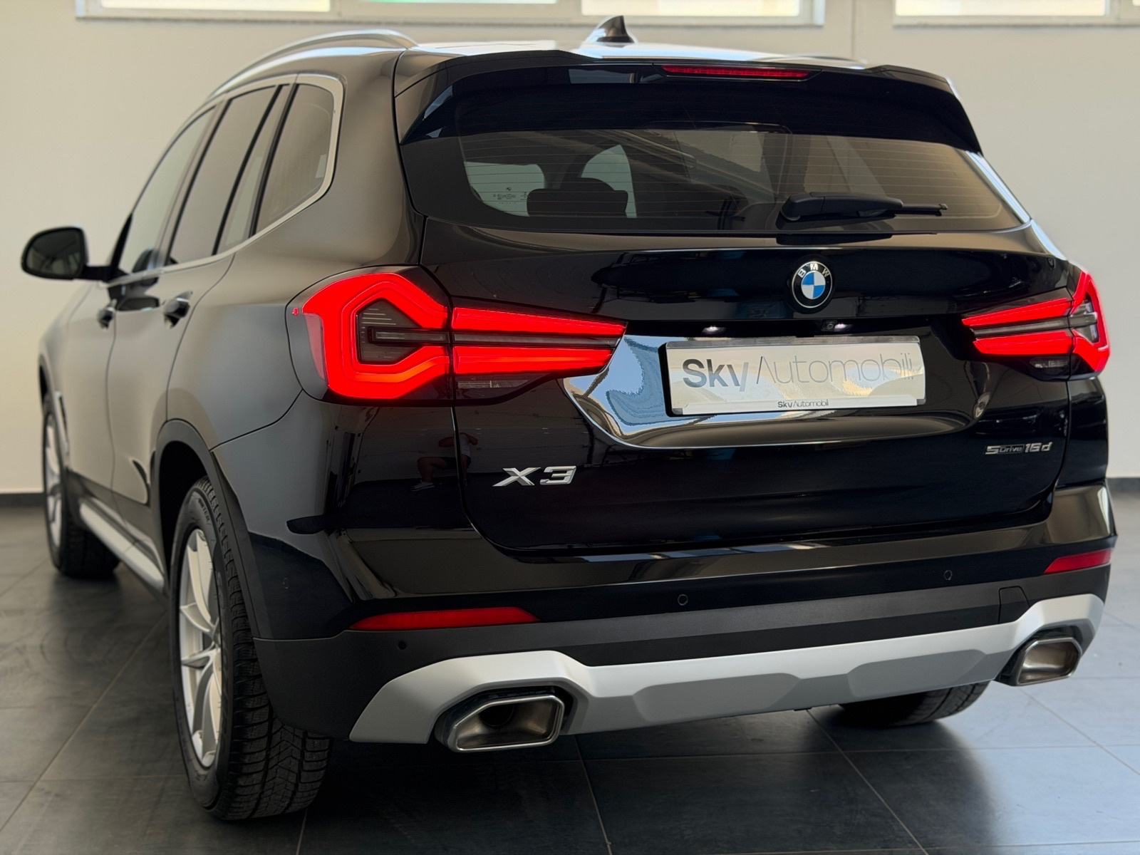 BMW X3 sDrive18d, AUTOMATIK, KAMERA, JAMSTVO 24MJ, LEASING 0% UČEŠĆA, fotografija 5