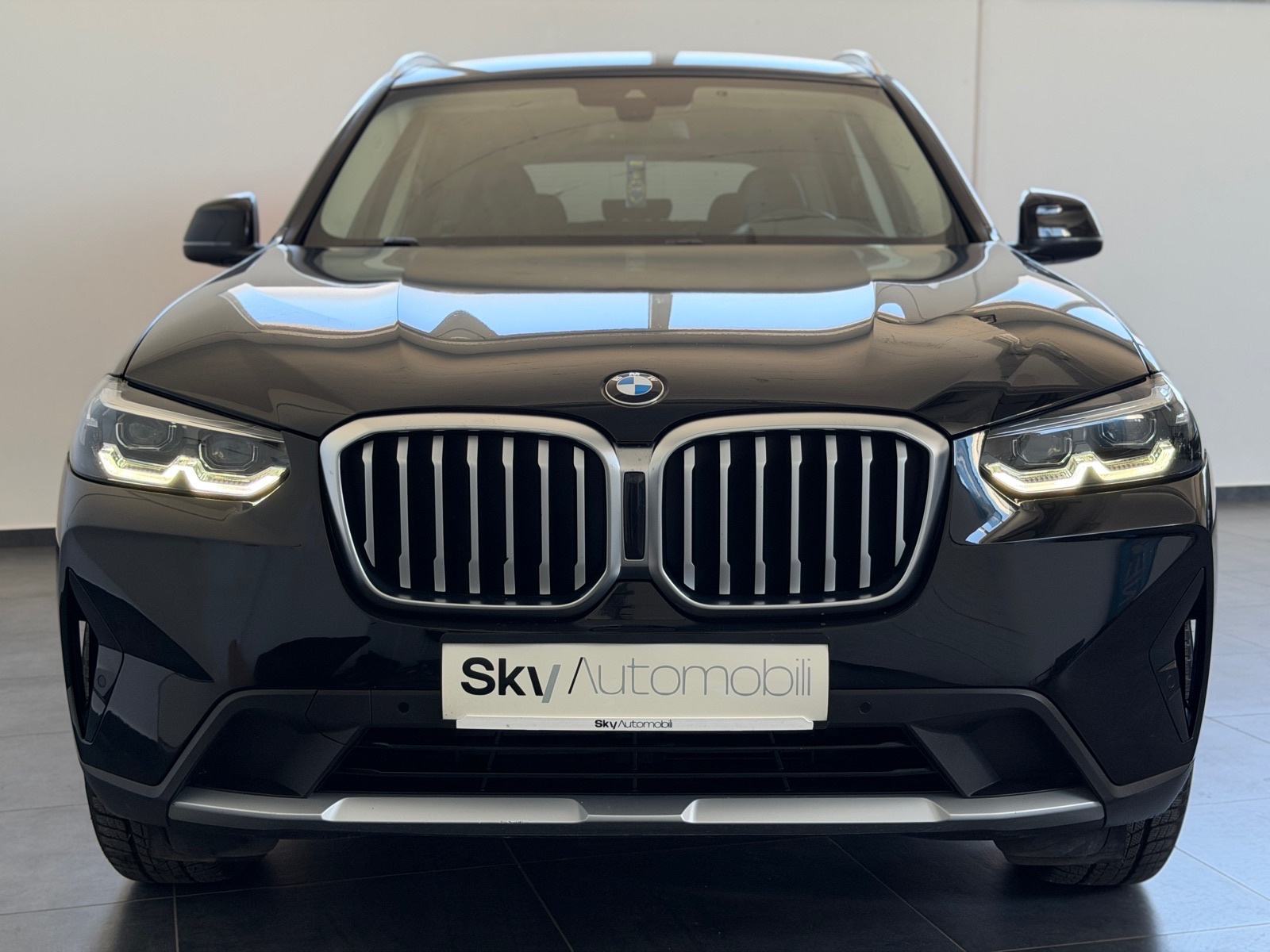 BMW X3 sDrive18d, AUTOMATIK, KAMERA, JAMSTVO 24MJ, LEASING 0% UČEŠĆA, fotografija 3