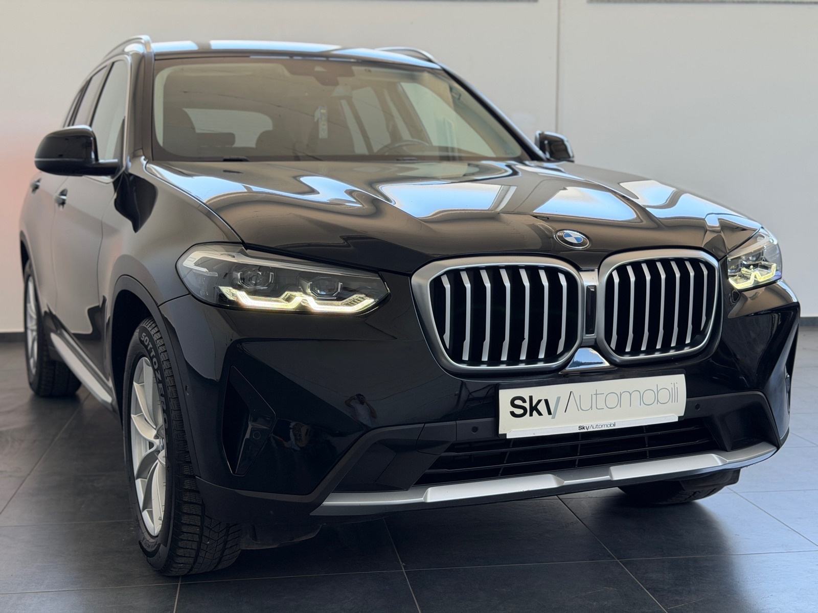 BMW X3 sDrive18d, AUTOMATIK, KAMERA, JAMSTVO 24MJ, LEASING 0% UČEŠĆA, fotografija 4