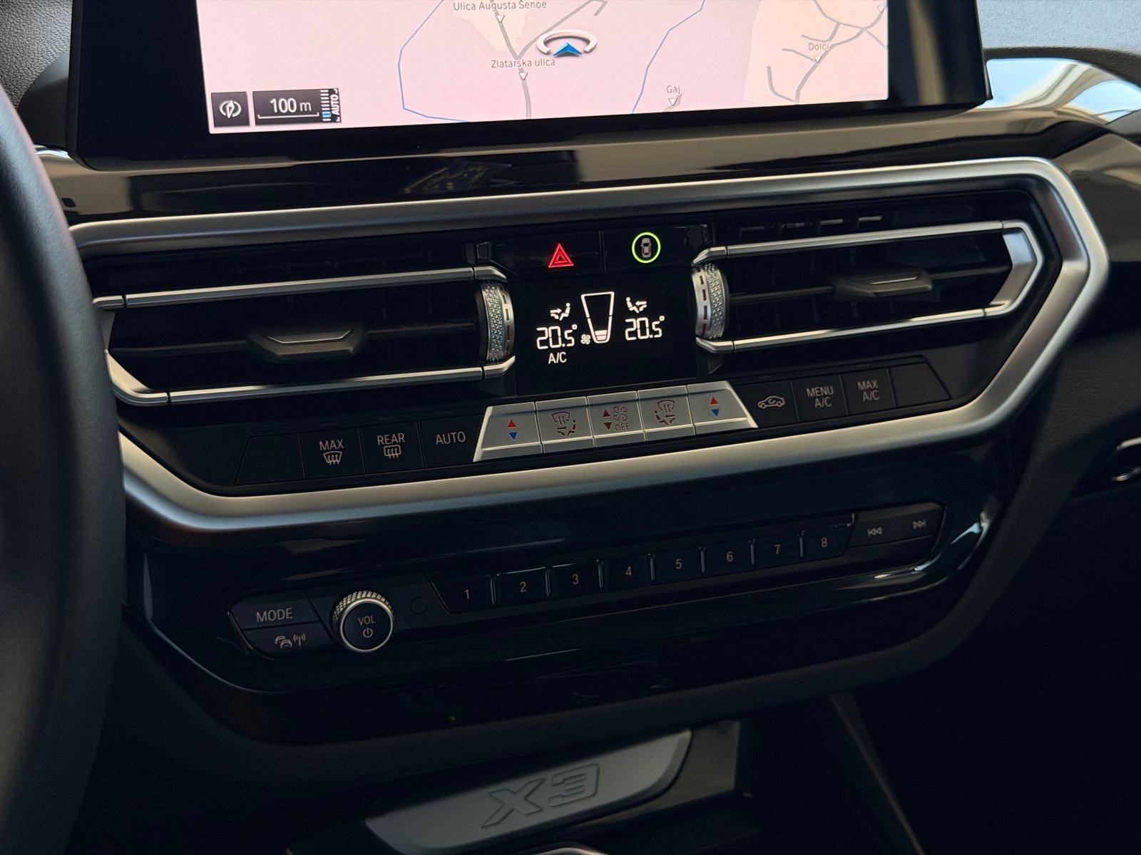 BMW X3 sDrive18d, AUTOMATIK, KAMERA, JAMSTVO 24MJ, LEASING 0% UČEŠĆA, fotografija 16