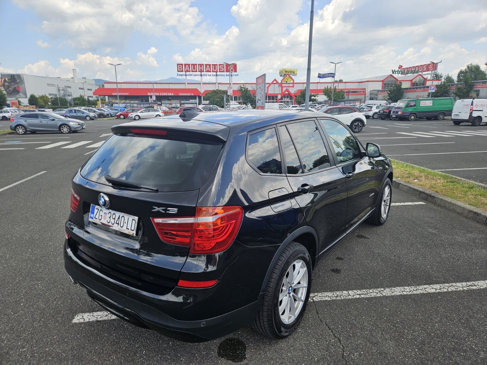 BMW X3 XDRIVE 2.0D AUTOMATIK,REG 2/27,EURO 6, 2 SETA FELGI I GUMA,NAVI, fotografija 6