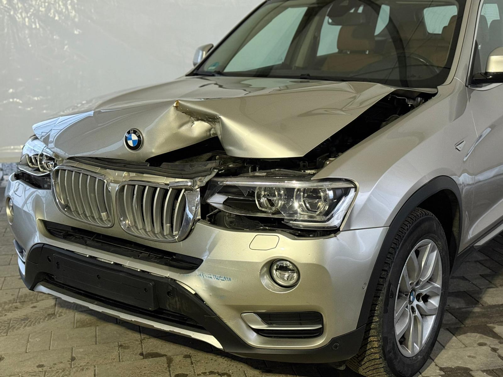 BMW X3 xDrive 30d - AUTOMATIK - OSTECENO VOZILO DOSTAVA GRATIS!!!, fotografija 7