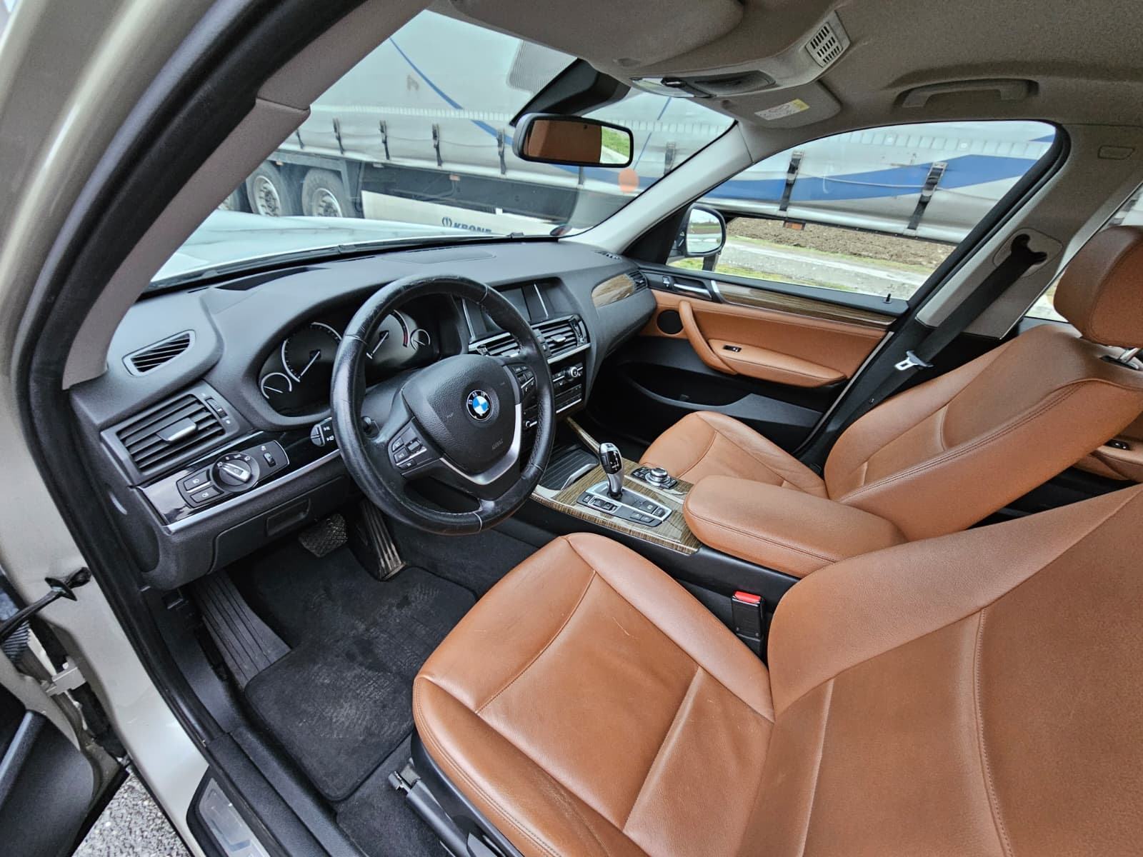 BMW X3 xDrive 30d - AUTOMATIK - OSTECENO VOZILO DOSTAVA GRATIS!!!, fotografija 12