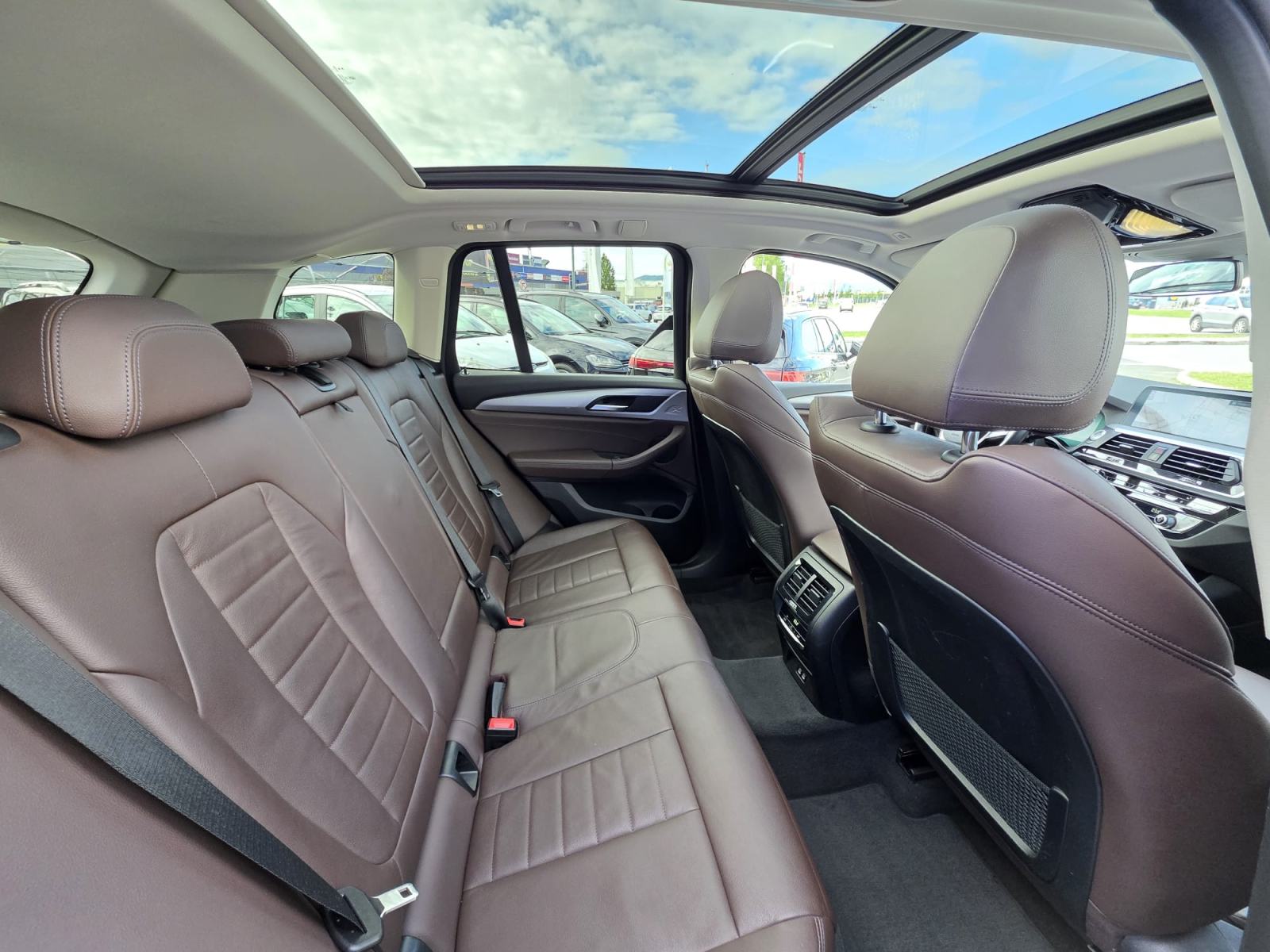 BMW X3 xDrive20d Advantage *PANO*VIRTUAL*, fotografija 11