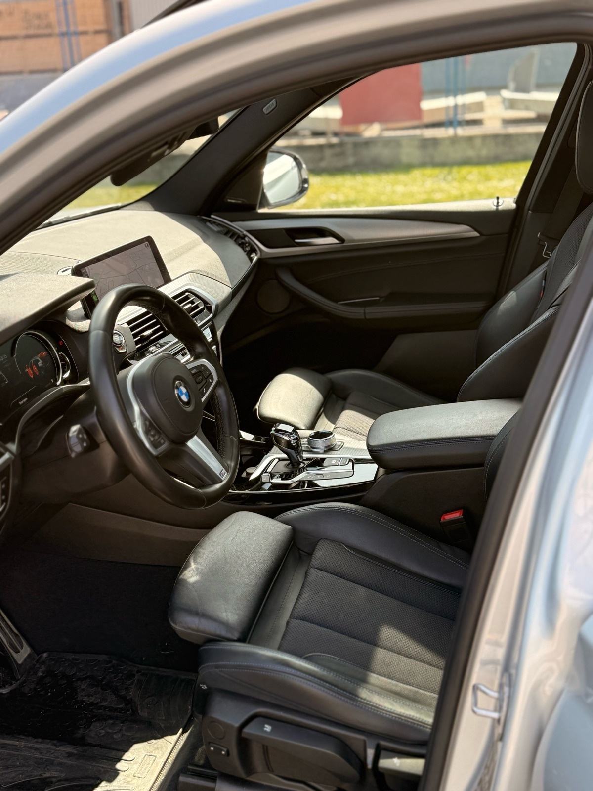 BMW X3 xDrive20d automatik - kupljen u HR - drugi vlasnik - servisna, fotografija 19