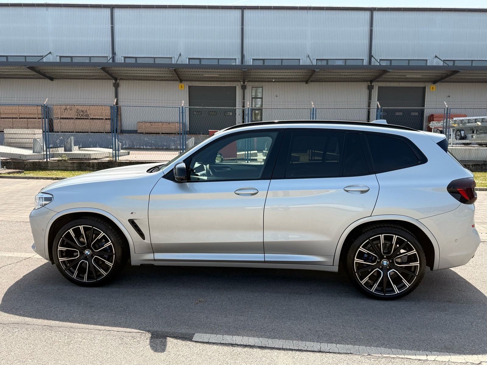 BMW X3 xDrive20d automatik - kupljen u HR - drugi vlasnik - servisna, fotografija 20