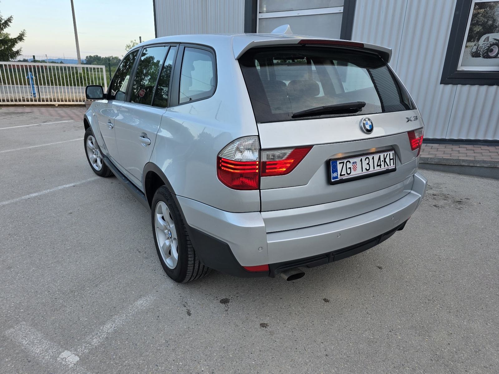 BMW X3 E83 AUTOMATIK, LANAC ZAMIJENJEN, U SUPER STANJU, fotografija 3