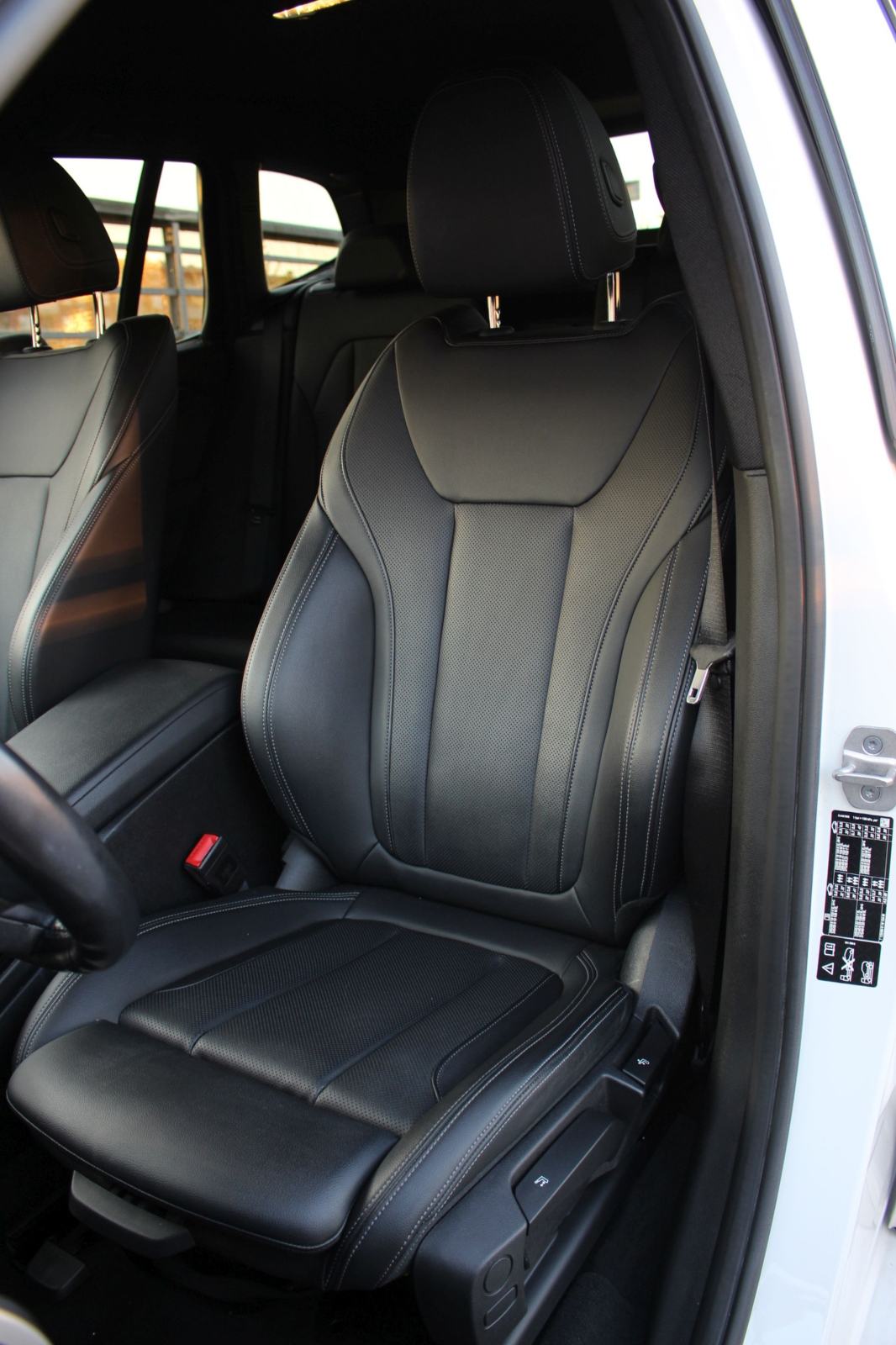 BMW X3 xDrive20d•M-paket•Kamera•Kožna sjedala•Grijanje sjedala•PDV, fotografija 18