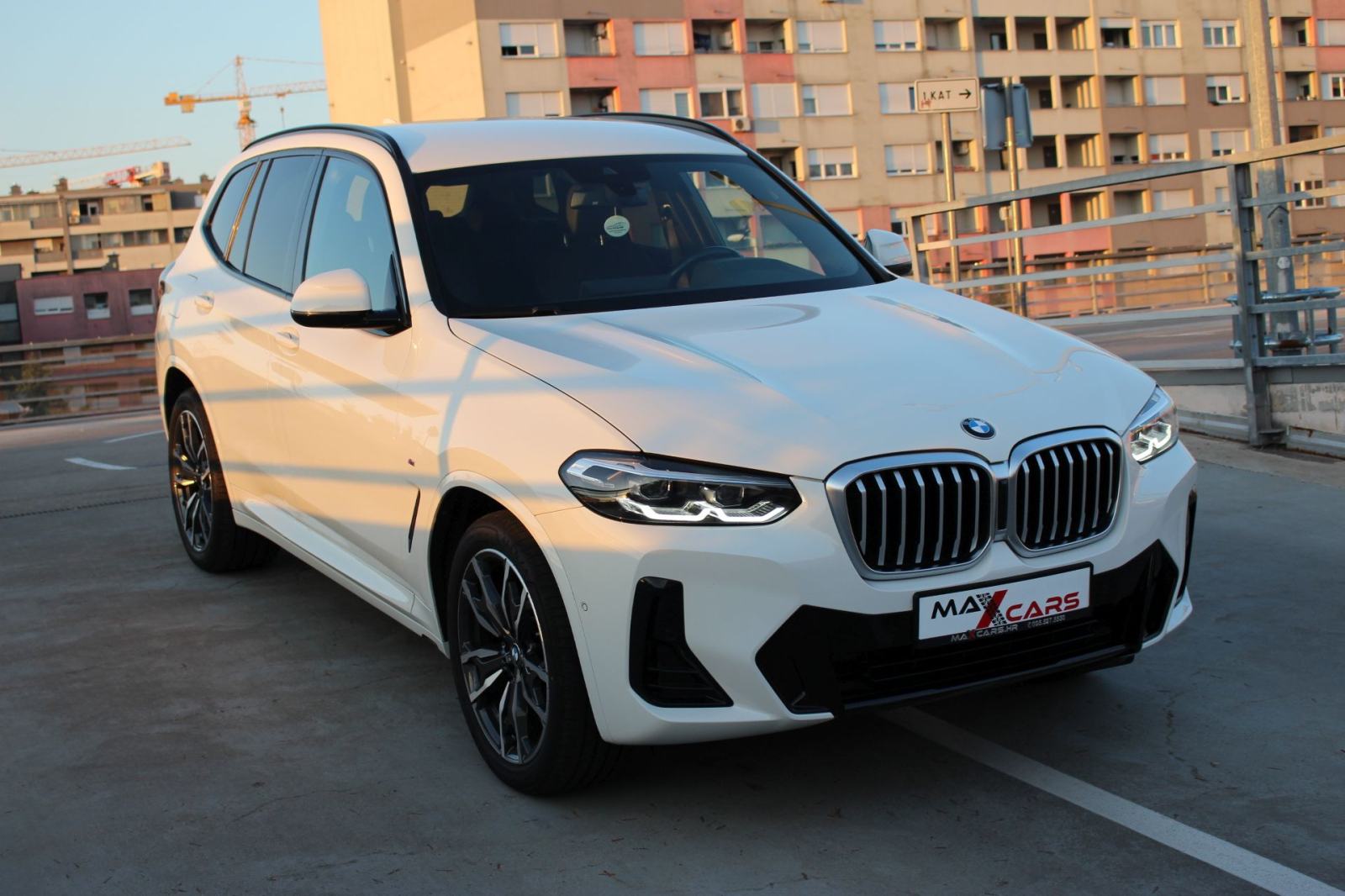 BMW X3 xDrive20d•M-paket•Kamera•Kožna sjedala•Grijanje sjedala•PDV, fotografija 14
