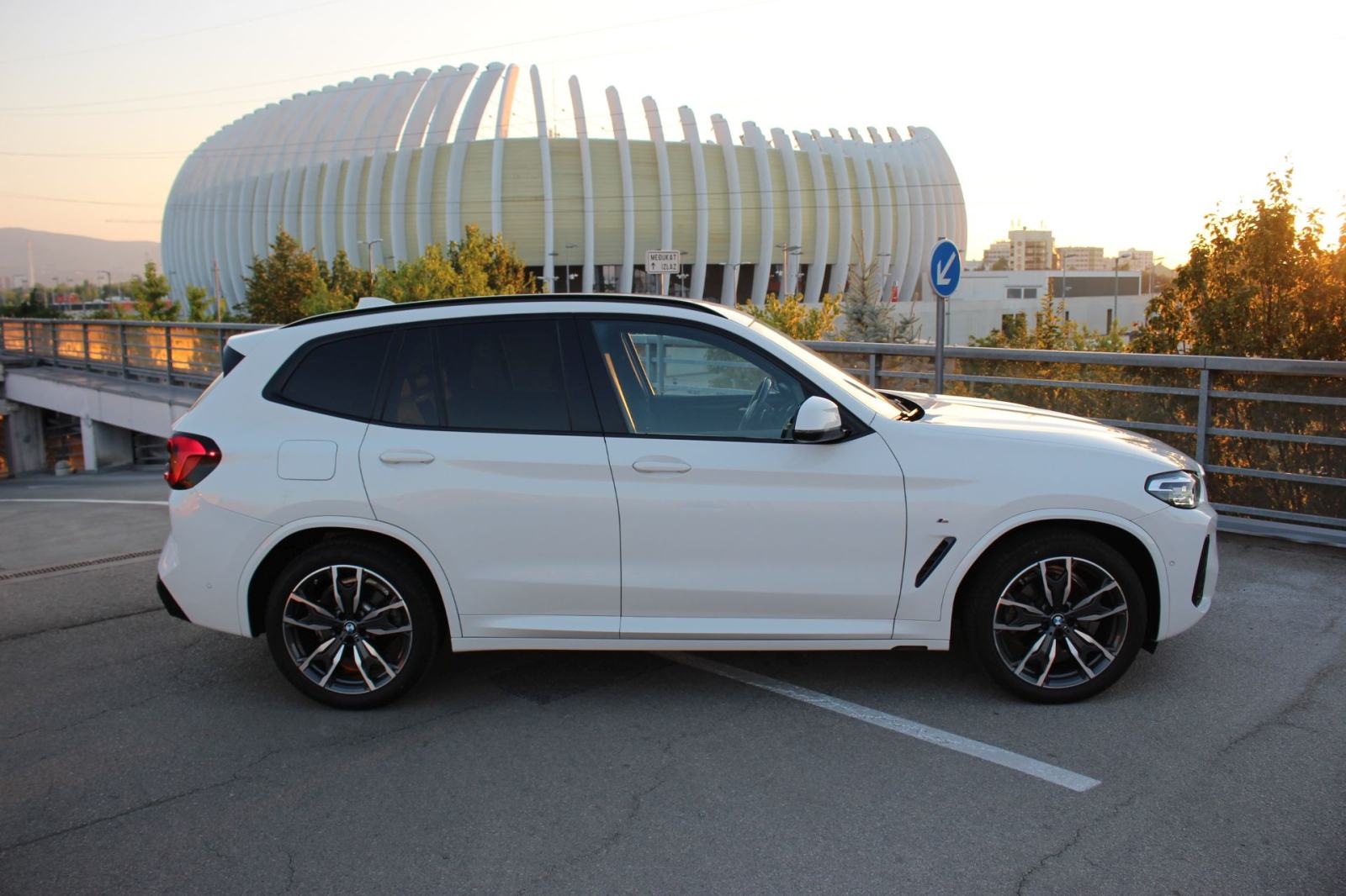 BMW X3 xDrive20d•M-paket•Kamera•Kožna sjedala•Grijanje sjedala•PDV, fotografija 8