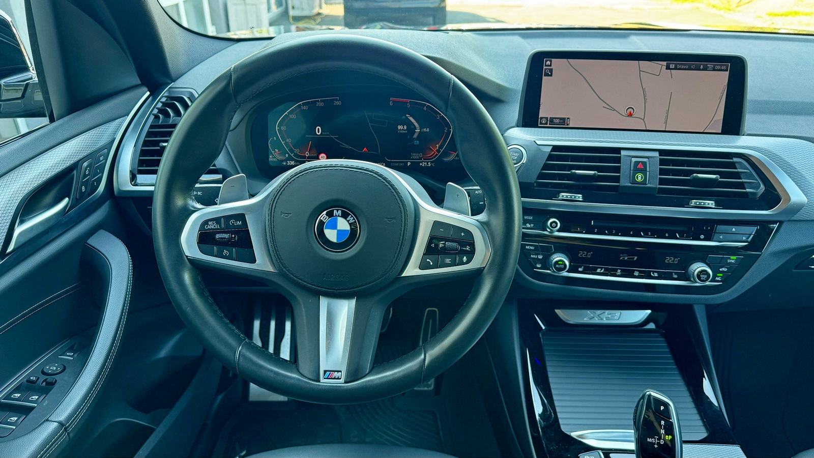 BMW X3 xDrive20d M Sport Panorama, Memorija, Head-up, Ambient, 19", fotografija 12