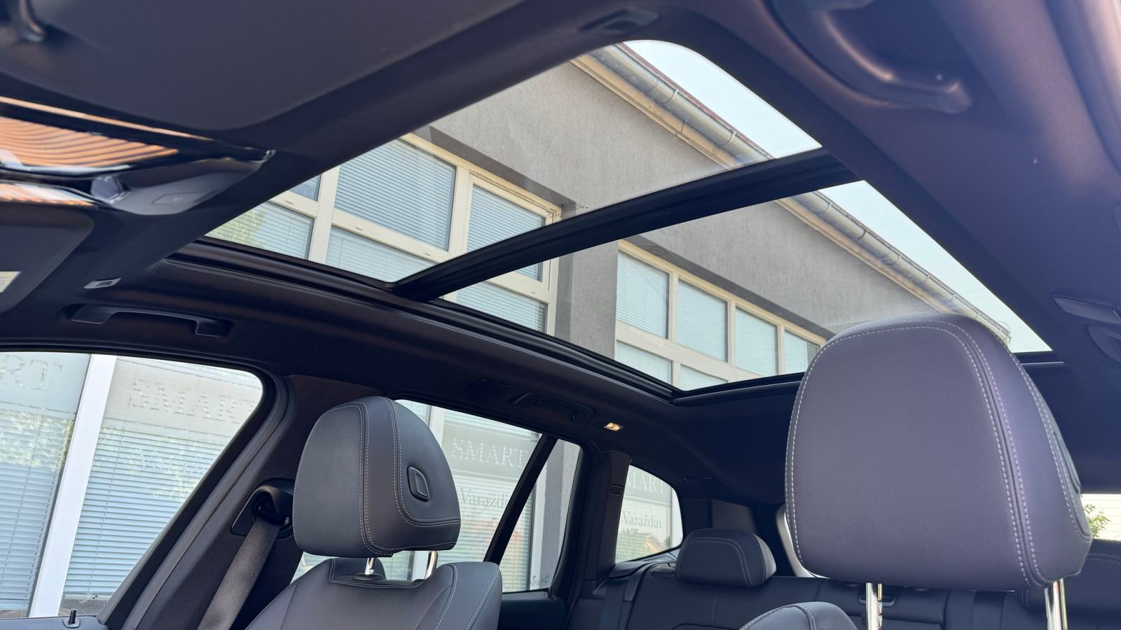 BMW X3 xDrive20d M Sport Panorama, Memorija, Head-up, Ambient, 19", fotografija 20
