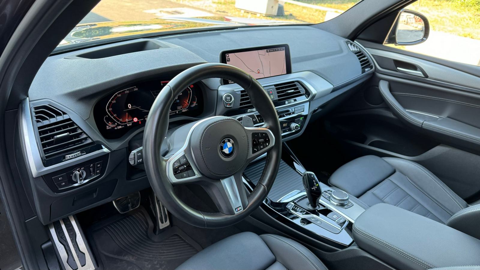 BMW X3 xDrive20d M Sport Panorama, Memorija, Head-up, Ambient, 19", fotografija 11