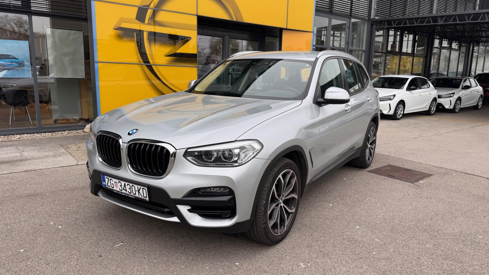 BMW X3 xDrive20d + MILD-HYBRID 140kw, 2021 god.