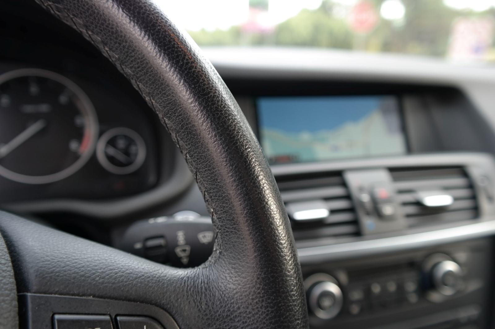 BMW X3 xDrive20d ksenon,navigacija,koža,360° kamera,servisna knjiga, fotografija 10