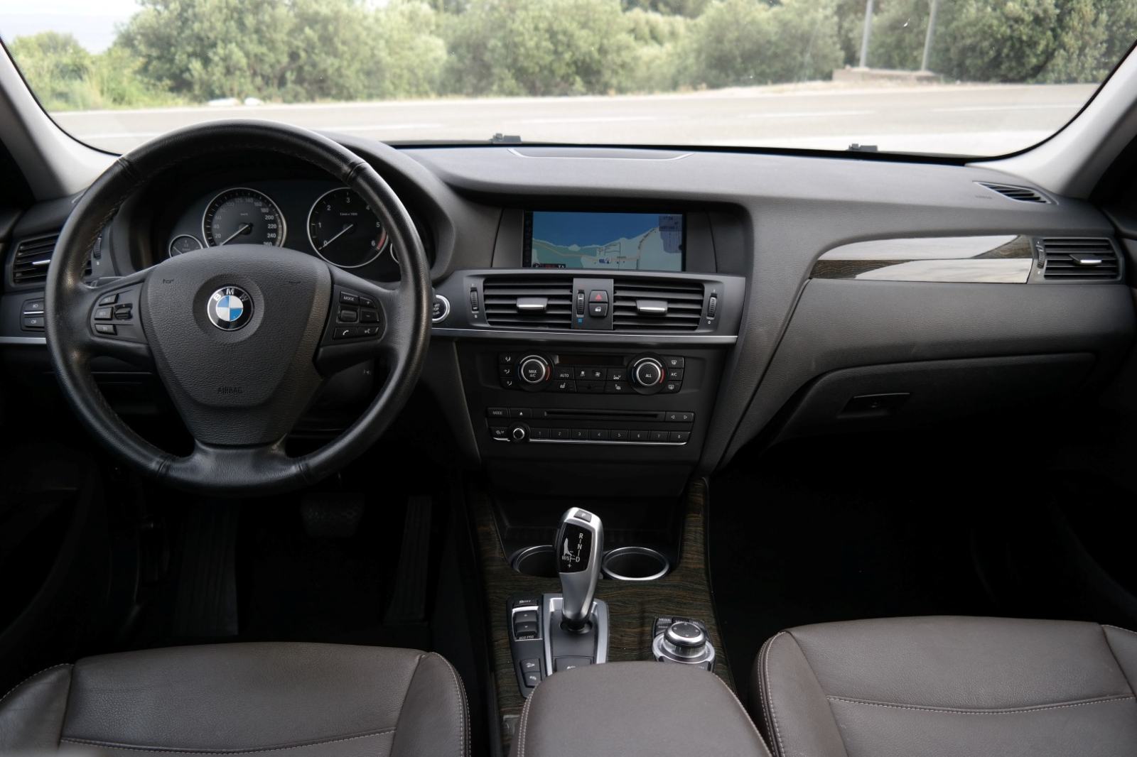 BMW X3 xDrive20d ksenon,navigacija,koža,360° kamera,servisna knjiga, fotografija 13