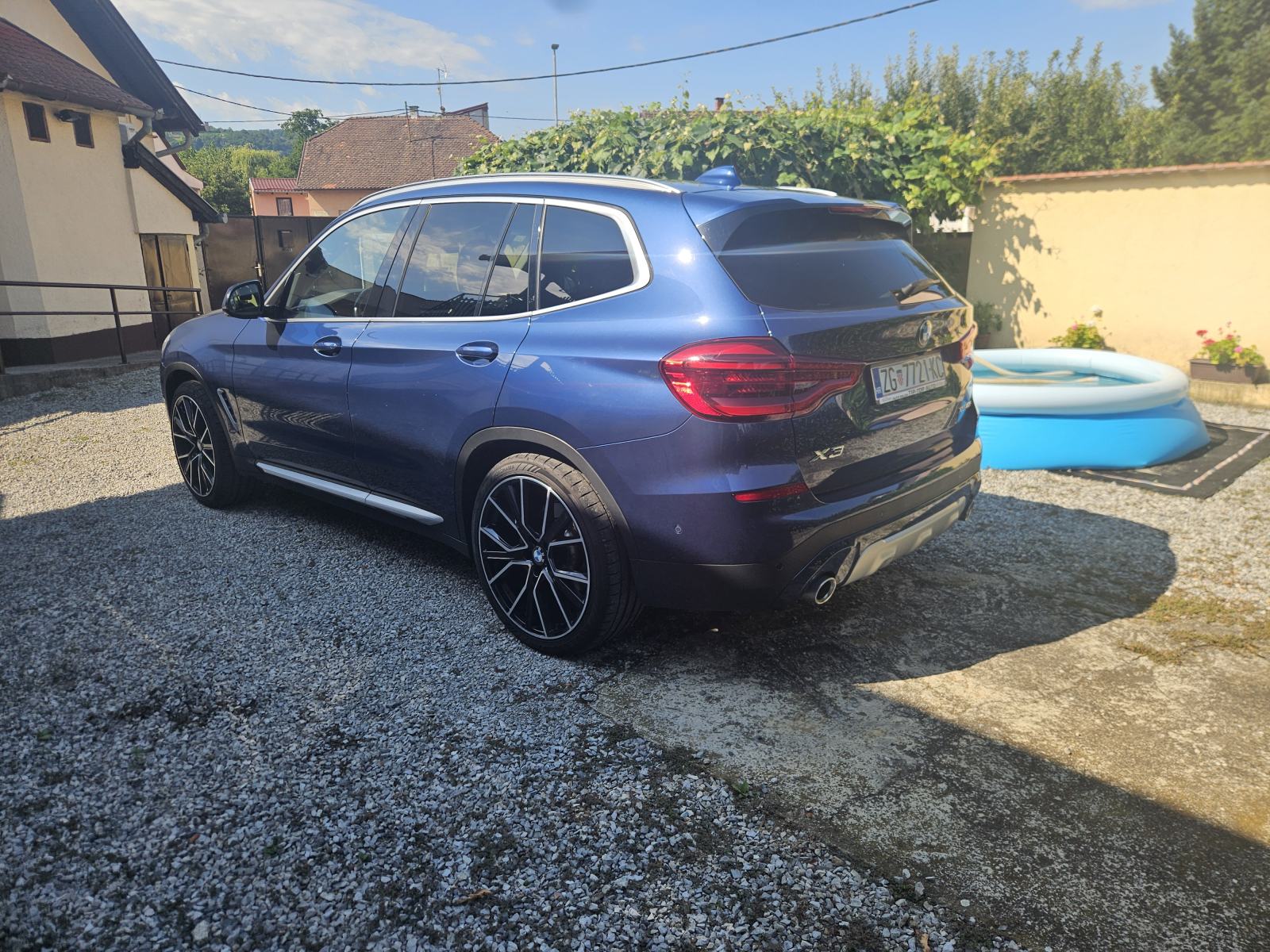 BMW X3 xDrive20d, fotografija 6