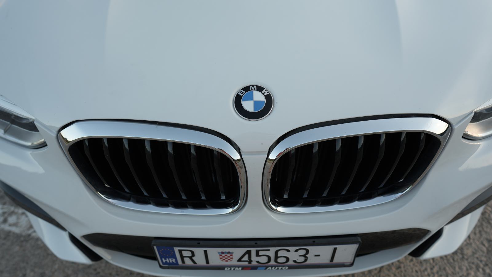 BMW X3 xDrive20d, fotografija 3