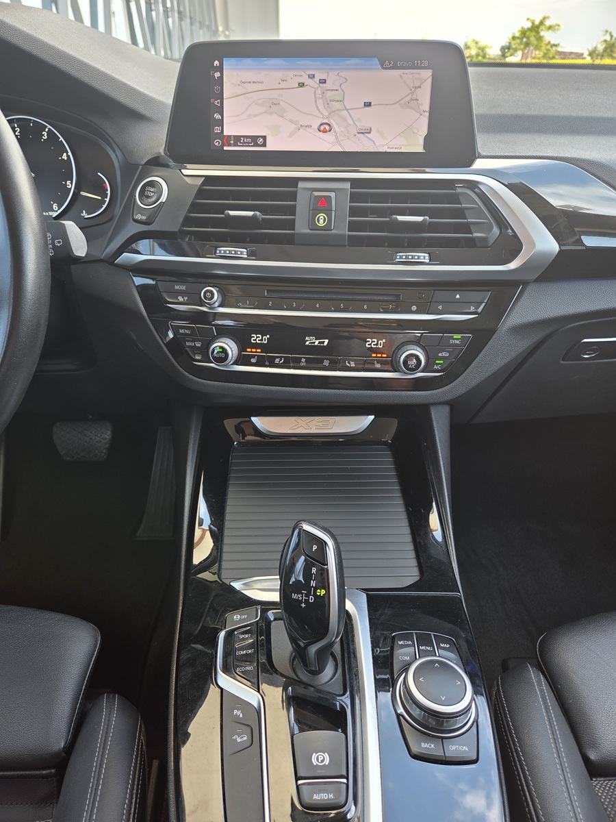 BMW X3 xDrive20d, X Line,140 kW - 190 ks, AUTOMATIK, kuka, TOP stanje, fotografija 12