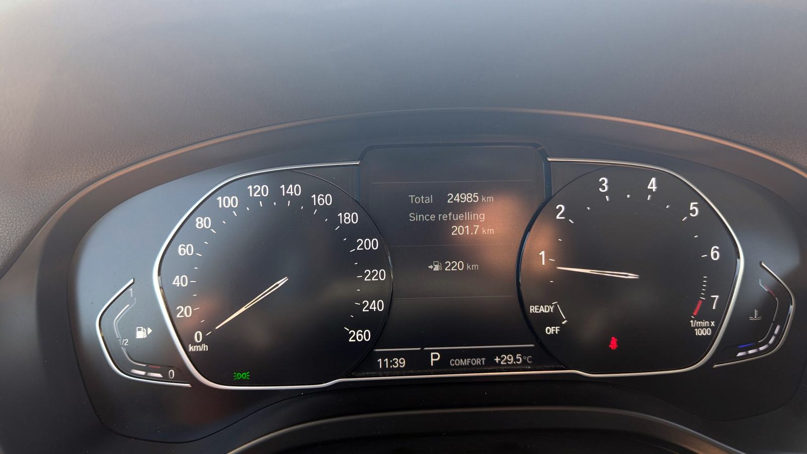 BMW X3 xDrive20i automatik - 25,000km, fotografija 14