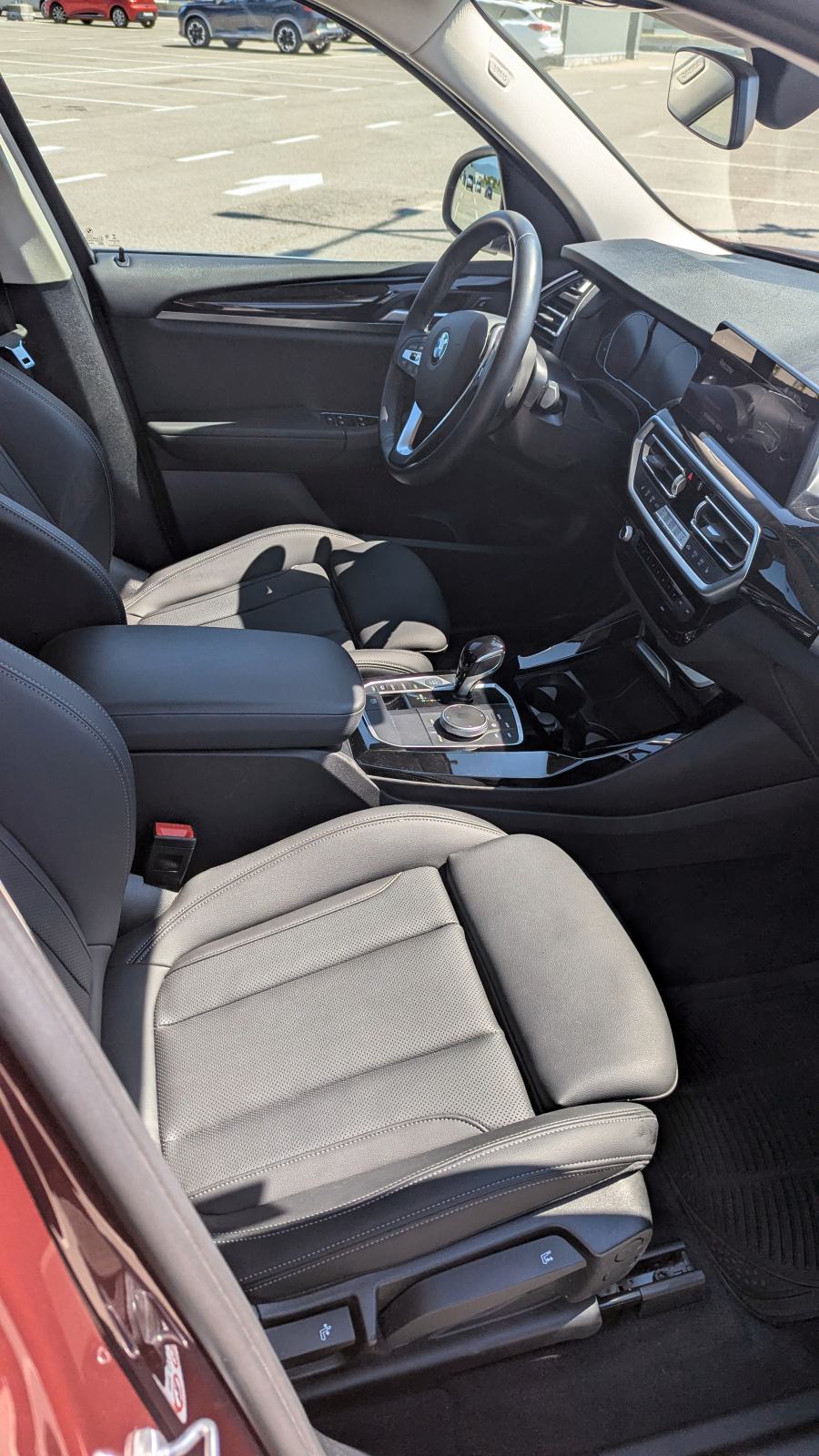 BMW X3 xDrive20i automatik - 25,000km, fotografija 10