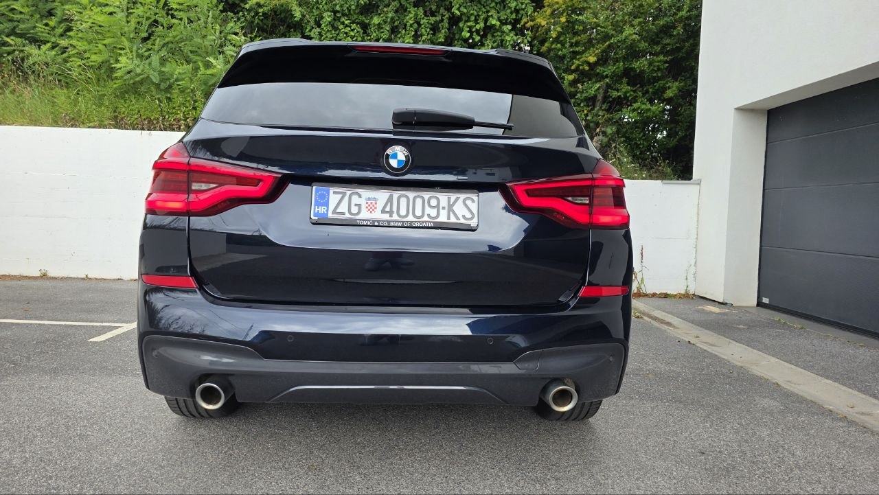 BMW X3 xDrive20i, fotografija 9