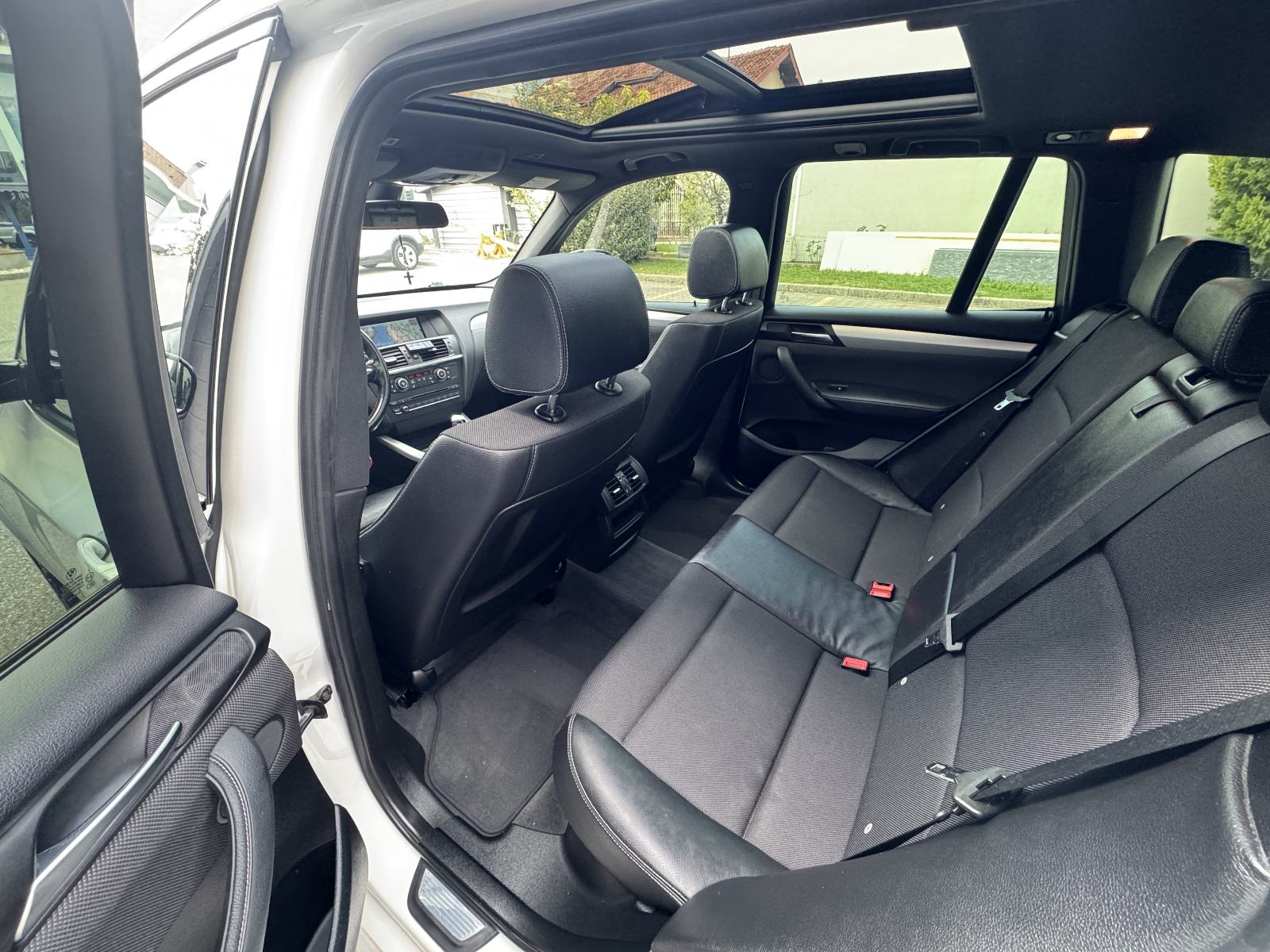 BMW X3 xDrive30d M-Paket, panorama, fotografija 10