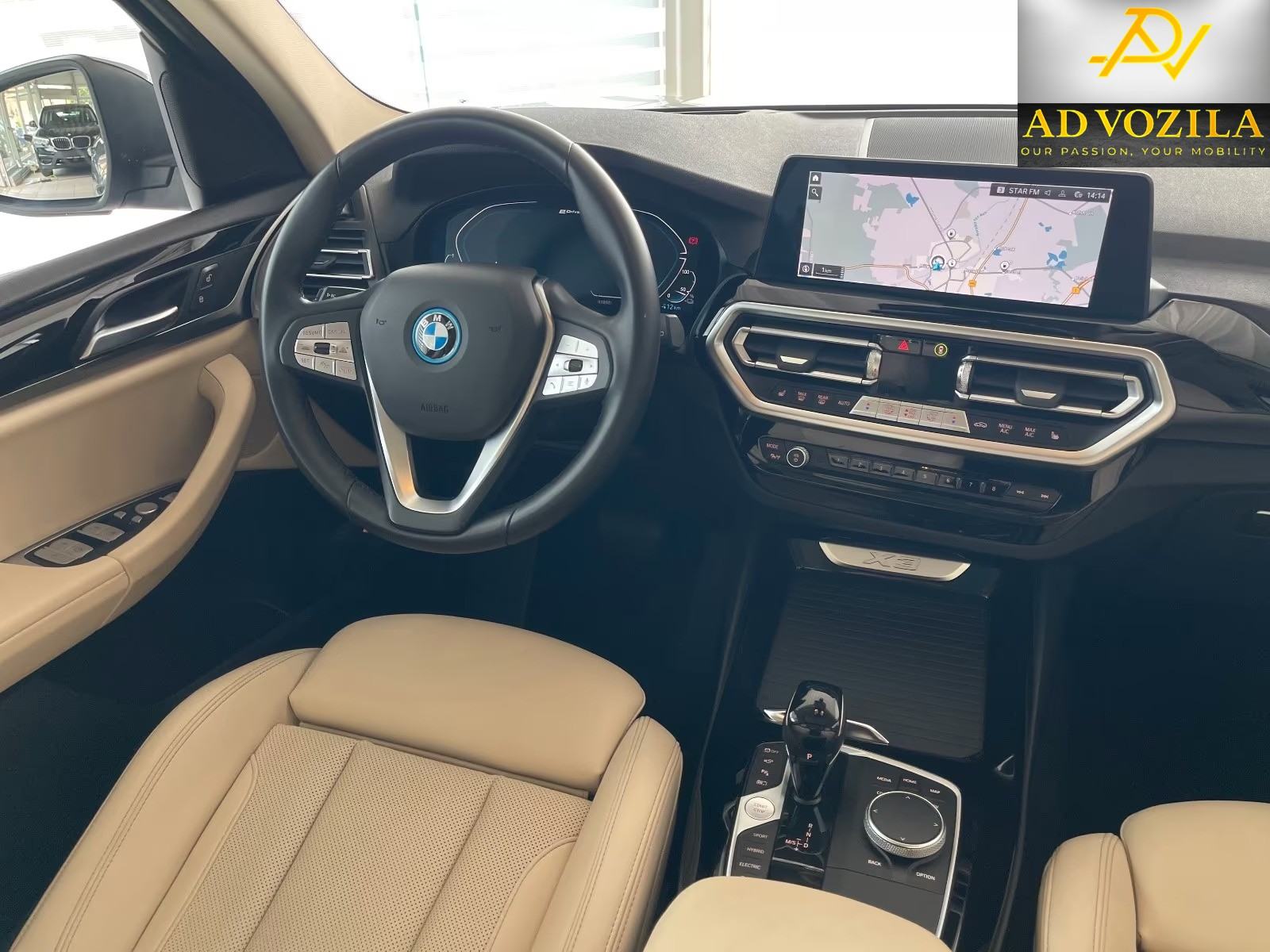 BMW X3 xDrive30e HUD 360KAM KOŽA bež LASER PANORAMA, fotografija 15