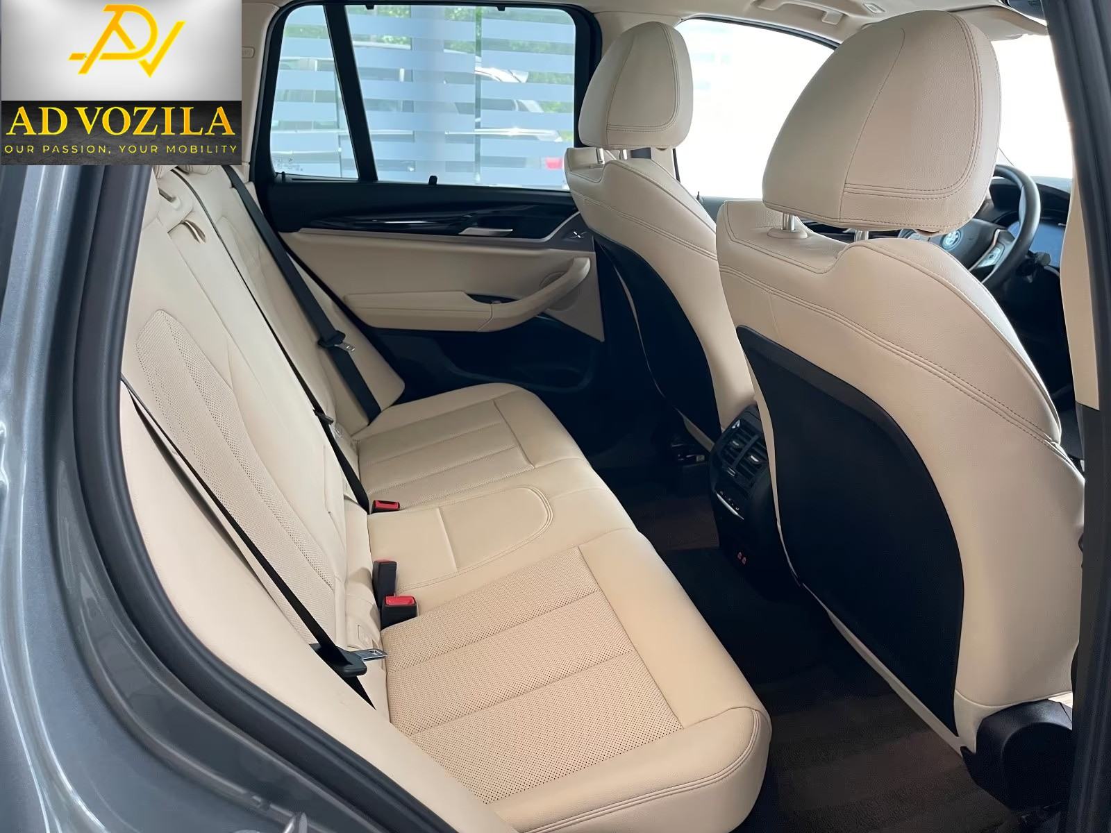 BMW X3 xDrive30e HUD 360KAM KOŽA bež LASER PANORAMA, fotografija 16