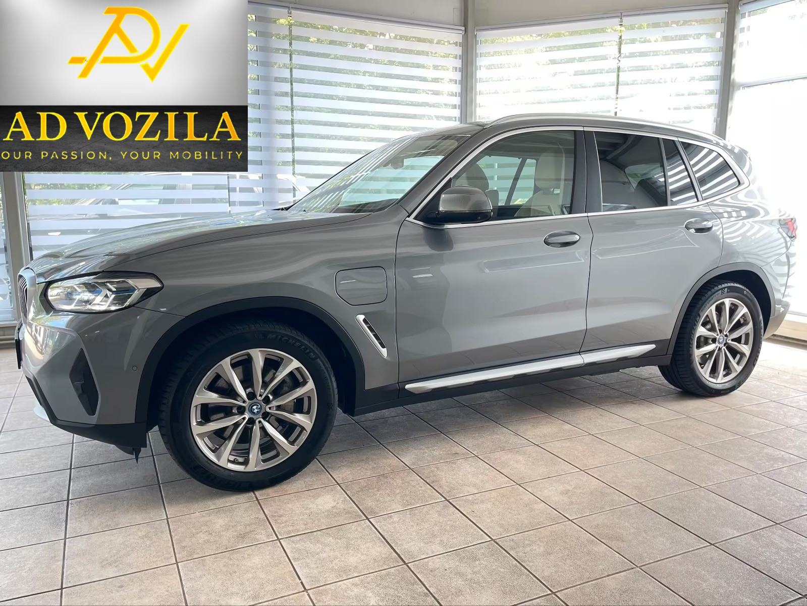 BMW X3 xDrive30e HUD 360KAM KOŽA bež LASER PANORAMA, fotografija 10