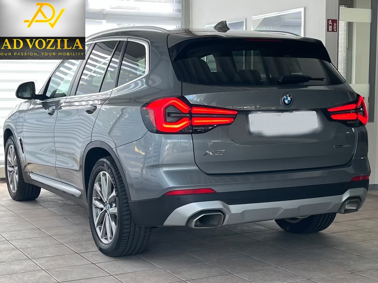 BMW X3 xDrive30e HUD 360KAM KOŽA bež LASER PANORAMA, fotografija 13