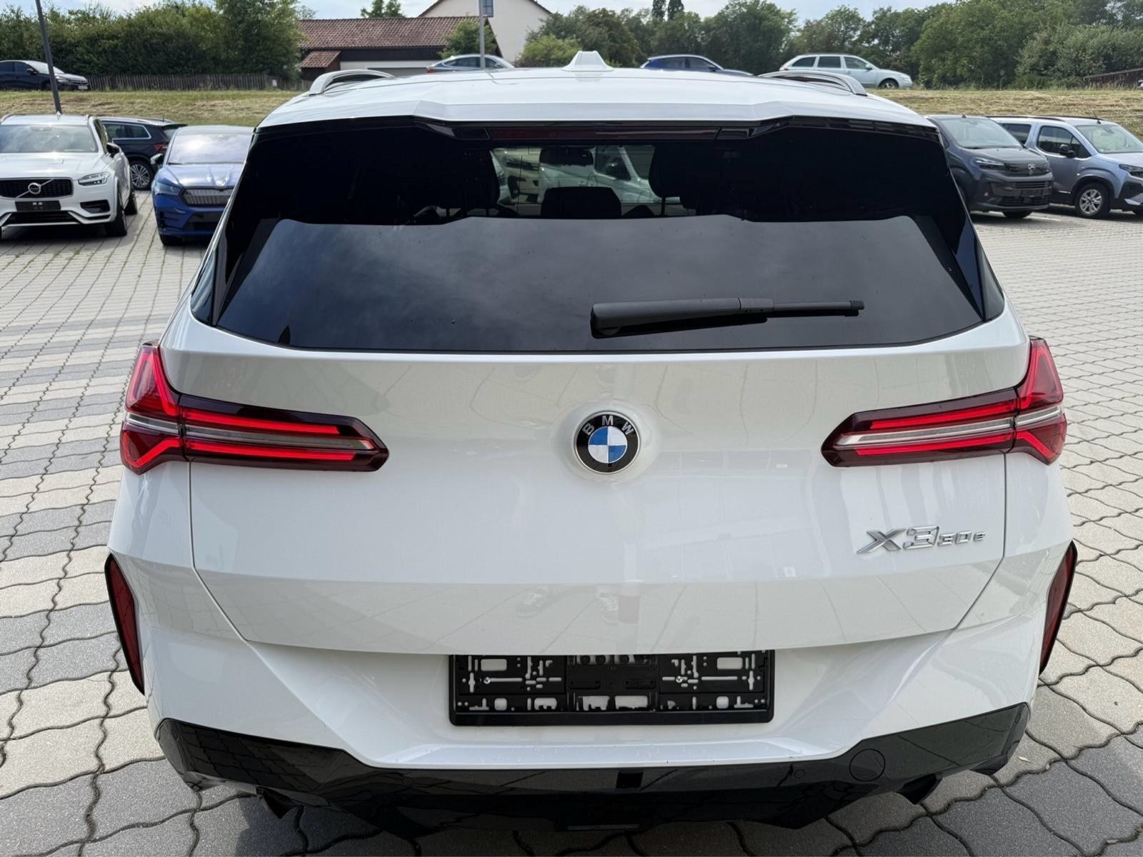 BMW X3 xDrive30e, M paket, Icon glow, U pdvu, fotografija 6