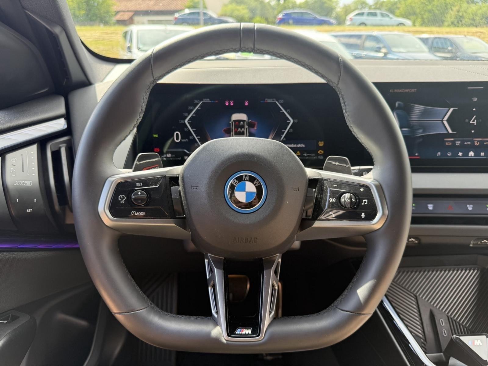 BMW X3 xDrive30e, M paket, Icon glow, U pdvu, fotografija 11