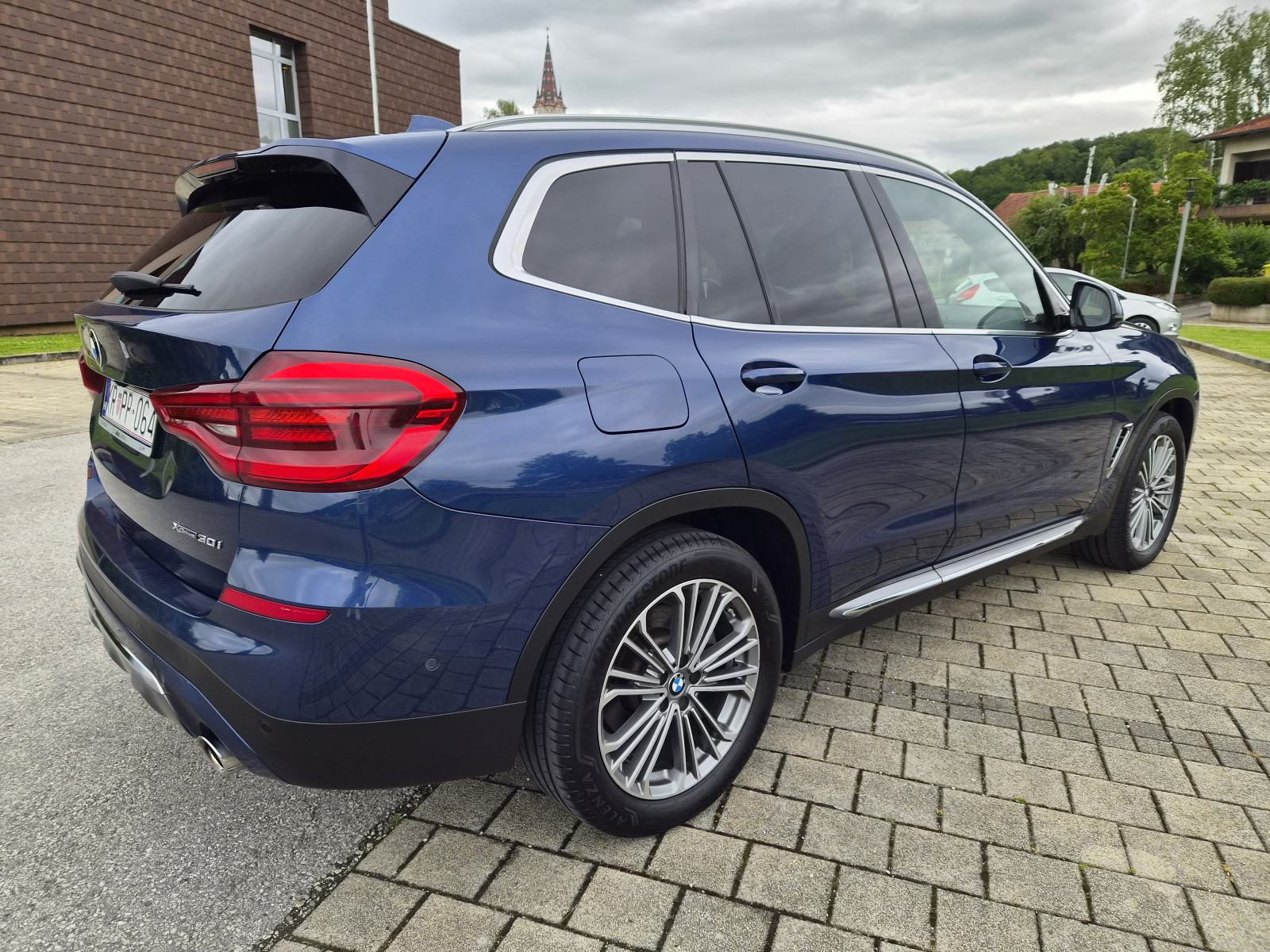 BMW X3 xDrive30i, LUXURY, X DRIVE, SERVISNA, TOP STANJE, fotografija 8