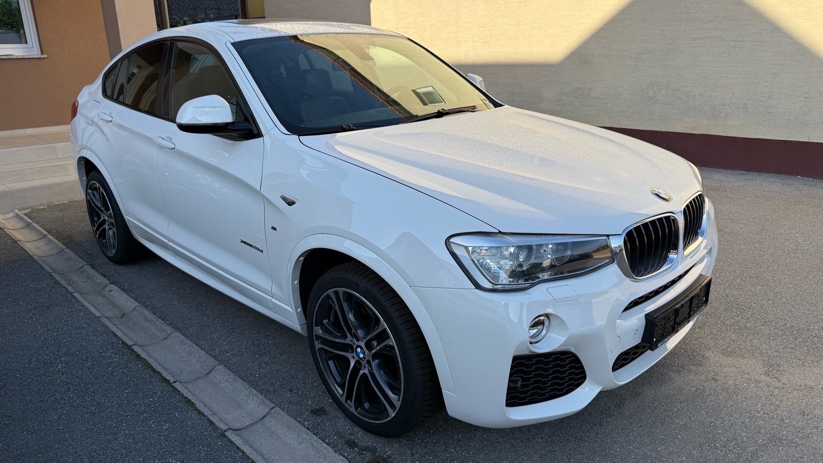 BMW X4 20d XDrive,automatik,M-sport,NAVI,BIXENON,KAMERA,PDC,LED,alu 20, fotografija 3