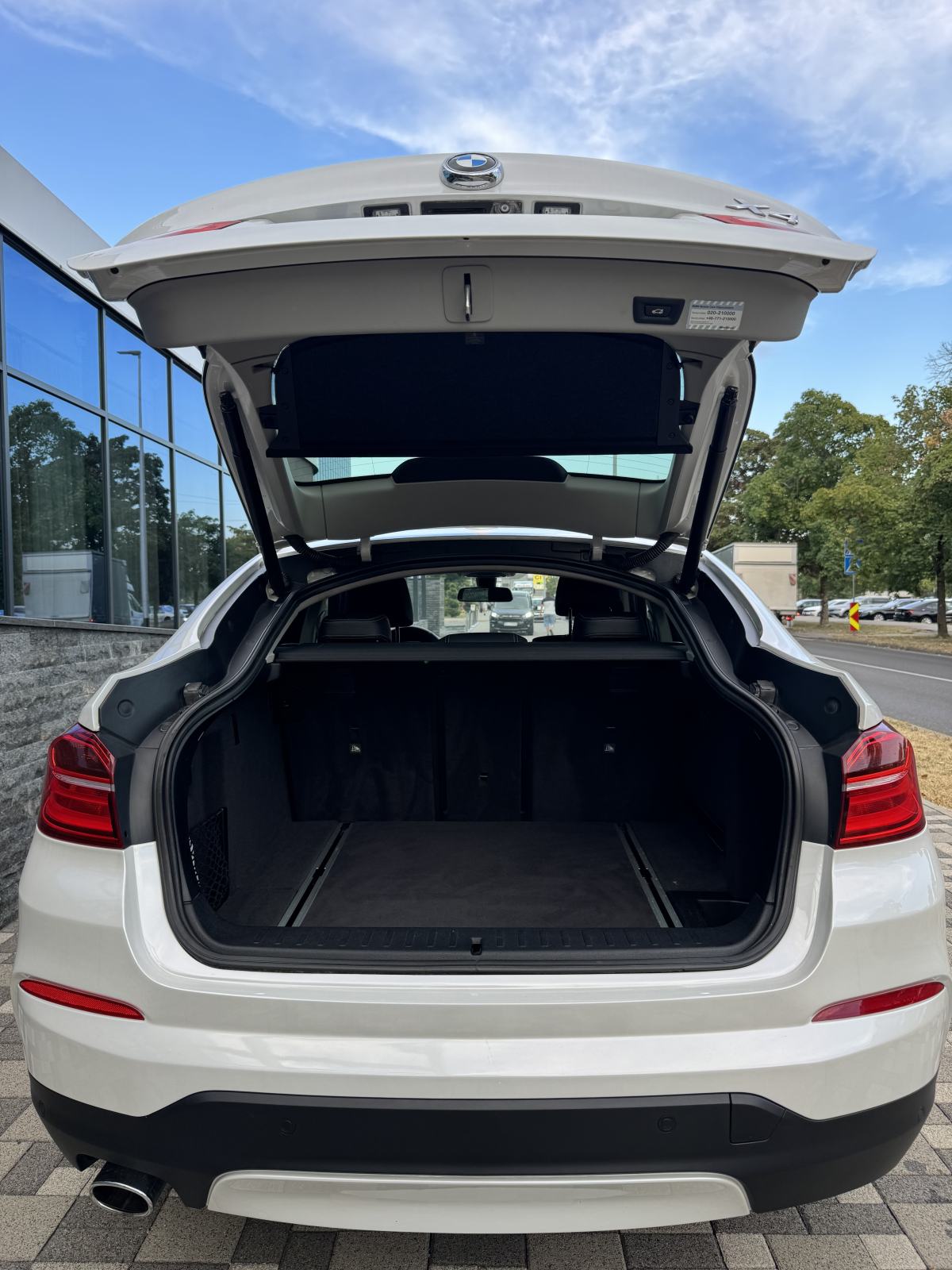 BMW X4 20d 140kw 4x4 AUTOMATIK - SPORT - SERVISNA - REG05/27 - PRILIKA, fotografija 10